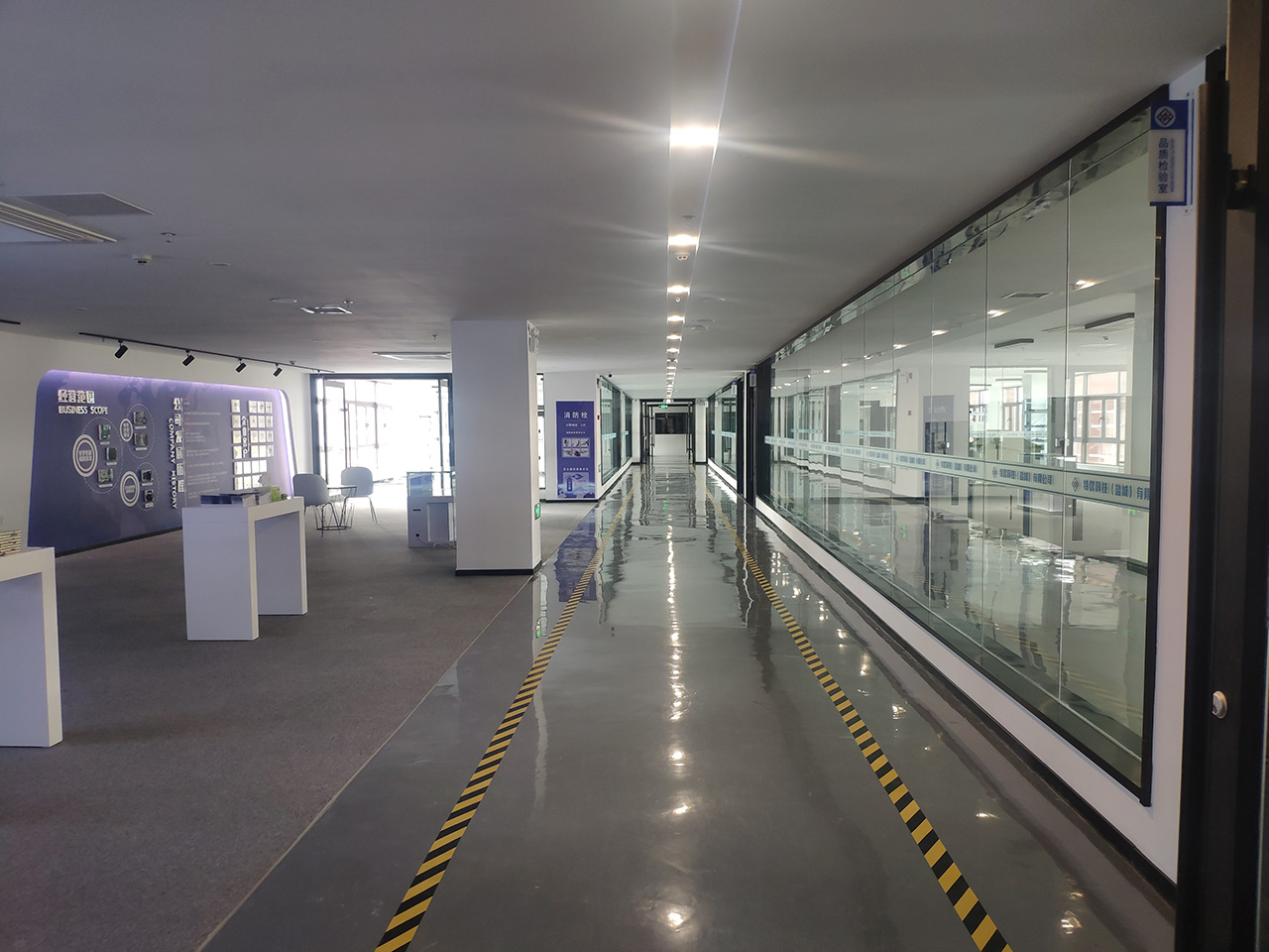 廠(chǎng)房(fáng)設備